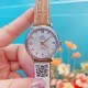 专柜同步发售欧米茄(OMEGA) 【精湛品质-女神专属】-女士精品腕表 碟飞典雅系列 原版复刻1:1,表款堪称是系列中最迷人的表款之一,尽显优雅气质与低调奢华,顶端表壳以316精钢打造,搭载日本进口西铁城机械 零返修 来自进口316钢表带 历经多道工序,防汗水,耐腐蚀 表盘-蓝宝石高清镜面 壳身整体超强立体感 精雕细琢,卓绝技艺 品质保证 尺寸:32mm厚11mm 时尚百搭,精致华贵呈现自然魅力 专柜同步发售欧米茄(OMEGA) 【精湛品质-女神专属】-女士精品腕表 碟飞典雅系列 原版复刻1:1,表款堪称是系列中最迷人的表款之一,尽显优雅气质与低调奢华,顶端表壳以316精钢打造,搭载日本进口西铁城机械 零返修 来自进口316钢表带 历经多道工序,防汗水,耐腐蚀 表盘-蓝宝石高清镜面 壳身整体超强立体感 精雕细琢,卓绝技艺 品质保证 尺寸:32mm厚11mm 时尚百搭,精致华贵呈现自然魅力