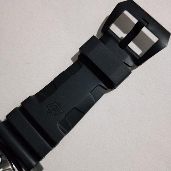 沛纳海新款,SUBMERSIBLE 潜行系列,型号PAM0979,直径47mm,厚度15mm,仿carbotech碳纤维复合材质钢壳,矿物质强化玻璃,单向旋转表圈,舒适硅胶带,装配全自动机芯。至臻精品,尽显男士魅力!欢迎转载 沛纳海新款,SUBMERSIBLE 潜行系列,型号PAM0979,直径47mm,厚度15mm,仿carbotech碳纤维复合材质钢壳,矿物质强化玻璃,单向旋转表圈,舒适硅胶带,装配全自动机芯。至臻精品,尽显男士魅力!欢迎转载