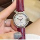 卡地亚 CARTIER 蓝气球奢华系列,316L精钢材质,简约又别具品味,摒弃了现代盛行的繁复华丽的修饰,以简约重新诠释唯美,打造独家高品质,采用高级珍珠贝母制作出表盘,优雅精致高贵气质尽显无漏。尺寸36mm*12mm。 卡地亚 CARTIER 蓝气球奢华系列,316L精钢材质,简约又别具品味,摒弃了现代盛行的繁复华丽的修饰,以简约重新诠释唯美,打造独家高品质,采用高级珍珠贝母制作出表盘,优雅精致高贵气质尽显无漏。尺寸36mm*12mm。