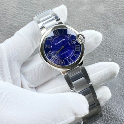 （严选）卡地亚蓝气球 CARTIER BallonBleu全新快拆版本，专柜同步！40mm直径！客户定制的瑞士eta2824机芯，重金打造新款钢带，最新版本！亮点1️⃣钢带皮带不采用任何工具徒手️一健拆卸．机芯摆频每小时28800次，动力持久，走时更加抗震防磁，精准稳定，亮点2⃣️把头居中，手感顺滑。用紫外线照射把头宝石会变红色，和原装一致，五层鱼眼蓝宝石玻璃，淬火烧钢蓝时分秒针，亮点3⃣️40MM厚度与原装基本保持一致。表壳每个部件都采用CNC雕刻而成，工艺细腻光滑。ch 厂出品，出货实拍