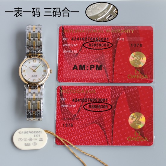 新款欧米茄蝶飞石英系列腕表 腕表尺寸27.4mm【精彩细节】搭载原装Cal.1376原装机芯,支持拆机查验。双面防反光耐磨损蓝宝石玻璃表镜。别具匠心的珍珠母贝表盘,每一片的纹路都是独一无二的。指针与刻度均PVD18K金。三码合一,根据正品定制的身份卡,日此表款风格简约,外观雅致华美,彰显着引人瞩目的隽永美感,一块好的手表需要设计师的完美设计,也需要高品质的材质去体现它的价值。 新款欧米茄蝶飞石英系列腕表 腕表尺寸27.4mm【精彩细节】搭载原装Cal.1376原装机芯,支持拆机查验。双面防反光耐磨损蓝宝石玻璃表镜。别具匠心的珍珠母贝表盘,每一片的纹路都是独一无二的。指针与刻度均PVD18K金。三码合一,根据正品定制的身份卡,日此表款风格简约,外观雅致华美,彰显着引人瞩目的隽永美感,一块好的手表需要设计师的完美设计,也需要高品质的材质去体现它的价值。