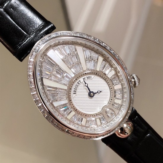 实拍 Breguet 宝玑 最新系列 满天星T钻 经典的蓝钢宝玑指针 机芯是进口自动上链机 我们一直正品完美复刻 那不勒斯皇后款 绝对的女神气质名媛款 最重要的是百搭得来不失少女心 必入款❗带上一秒变女神,各种派对,晚会,聚会,约会,发布会,让你BlingBling 实拍 Breguet 宝玑 最新系列 满天星T钻 经典的蓝钢宝玑指针 机芯是进口自动上链机 我们一直正品完美复刻 那不勒斯皇后款 绝对的女神气质名媛款 最重要的是百搭得来不失少女心 必入款❗带上一秒变女神,各种派对,晚会,聚会,约会,发布会,让你BlingBling