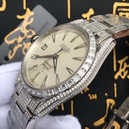 新款首发土豪金欧米茄海马系列情侣机械表满天星镶钻电镀18K金 纯手工镶嵌而成,采用施华洛世奇水晶钻石,金光闪闪发亮,高端大气,男尺寸40mm、厚度10mm,女30mm、厚度10mm,男款:瑞士2824机芯,女款:2671瑞士机芯,性能稳定 零返俢 蓝宝石玻璃镜面 316L精钢做工精致完美,质量保证! 新款首发土豪金欧米茄海马系列情侣机械表满天星镶钻电镀18K金 纯手工镶嵌而成,采用施华洛世奇水晶钻石,金光闪闪发亮,高端大气,男尺寸40mm、厚度10mm,女30mm、厚度10mm,男款:瑞士2824机芯,女款:2671瑞士机芯,性能稳定 零返俢 蓝宝石玻璃镜面 316L精钢做工精致完美,质量保证!