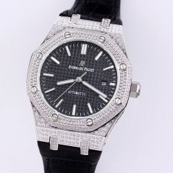 SF 爱彼 Audemars Piguet  皇家橡树系列 ️钻石壳 皮带款 搭载316L不锈精钢表壳 实心厚重钢带精选进口奥地利水钻 光彩闪耀 采用进口亚洲3120机芯 精准计时 耗时13个月 钻石精致手表 尺寸41.5x12mm 重量110g SF Factory 三杰精致推荐男士机械腕表 SJ为你精心打造超真实实物图拍摄
