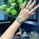 实拍2020年江诗丹顿传袭超薄系列-Vacheron Constantin 专为女神打造的,奢华时尚,采用进口316钢表壳,搭配原装进口9015机芯(0返修),天然蓝宝石玻璃镜面,直径33mm,超薄工艺7.8mm,超强防水30米,竹节纹进口小牛皮表带,一表一码。 实拍2020年江诗丹顿传袭超薄系列-Vacheron Constantin 专为女神打造的,奢华时尚,采用进口316钢表壳,搭配原装进口9015机芯(0返修),天然蓝宝石玻璃镜面,直径33mm,超薄工艺7.8mm,超强防水30米,竹节纹进口小牛皮表带,一表一码。