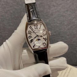 法兰克穆勒-FRANCK MULLER（FM）LADIESCOLLECTION系列，瑞士石英机芯，日月星辰 进口意大利牛皮制作仿真鳄鱼皮，光泽度饱满，尺寸32x43mm 厚度8mm