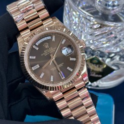 ROLEX 劳力士 冰糖星期日历型系列！独家实拍，玻璃通透，日历对版，针有中轴，牙圈立体。上手就可以玩，手感非常好。40mm直径，严选出品，出货实拍！