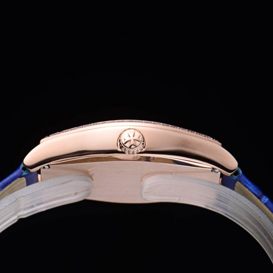 实拍 江诗丹顿-Vacheron Constantin 作为世界上历史悠久的钟表制造商从未停止生产,秉承悉力以赴,精益求精的品牌座右铭,其中有一款-Malte系列25530/000R-9742,经典酒桶型婉表,防磨水晶镜面,内部经反光处理,配置瑞士原装石英机芯,尺寸28.40*38.67毫米,厚度7.28毫米。表壳电镀18K白金/玫瑰金,表带有布绢带,牛皮带两种选择,针扣配带.市面最高版本,你值得拥有 实拍 江诗丹顿-Vacheron Constantin 作为世界上历史悠久的钟表制造商从未停止生产,秉承悉力以赴,精益求精的品牌座右铭,其中有一款-Malte系列25530/000R-9742,经典酒桶型婉表,防磨水晶镜面,内部经反光处理,配置瑞士原装石英机芯,尺寸28.40*38.67毫米,厚度7.28毫米。表壳电镀18K白金/玫瑰金,表带有布绢带,牛皮带两种选择,针扣配带.市面最高版本,你值得拥有