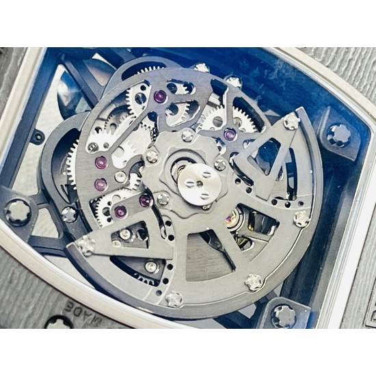 ZF2023再续历史篇章——理查德米勒RM035-2 V4版本携手ABD(All Black Department)国际知名理查德改装厂,耗时近四年,成就无限经典。【1】市面唯一拥有原装开模RM副本。壳身及把头均为轻盈的碳纤维打造。【2】不仅结构一致,包括装配的流程,方法和顺序于原版都是同步的。【3】经过漫长时间尝试,壳体上的碳纤花纹与正品保持一致。【4】ZF承诺每一只RM035-2均经过3巴防水检测。【5】定制版RM.RMUL3机芯,时轮和分轮随着对时而运动。ZF出品,必属精品,欢迎各位表友品鉴! ZF2023再续历史篇章——理查德米勒RM035-2 V4版本携手ABD(All Black Department)国际知名理查德改装厂,耗时近四年,成就无限经典。【1】市面唯一拥有原装开模RM副本。壳身及把头均为轻盈的碳纤维打造。【2】不仅结构一致,包括装配的流程,方法和顺序于原版都是同步的。【3】经过漫长时间尝试,壳体上的碳纤花纹与正品保持一致。【4】ZF承诺每一只RM035-2均经过3巴防水检测。【5】定制版RM.RMUL3机芯,时轮和分轮随着对时而运动。ZF出品,必属精品,欢迎各位表友品鉴!