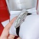 卡地亚-Cartier ❥橄榄形女士腕表❥瑞士石英机芯❥镀膜玻璃镜面❥表壳尺寸22x48mm 厚度约7mm❥有皮带和娟带可选!❥独特的橄榄形表壳镶嵌皓石, 含蓄优雅,代表了卡地亚风格之精髓:简约设计与时尚风范完美融合。 卡地亚-Cartier ❥橄榄形女士腕表❥瑞士石英机芯❥镀膜玻璃镜面❥表壳尺寸22x48mm 厚度约7mm❥有皮带和娟带可选!❥独特的橄榄形表壳镶嵌皓石, 含蓄优雅,代表了卡地亚风格之精髓:简约设计与时尚风范完美融合。