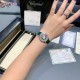 ★实拍 最新萧邦彩虹钻震撼来袭!萧邦快乐钻一直是女表中的翘楚,对萧邦这个系列的创意一直中毒很深,这款彩虹钻属于萧邦的高级珠宝系列!该腕表尺寸大小恰到好处 佩戴舒适!当时间遇见彩虹 玩转小清新 宝石闪耀着红橙黄绿青蓝紫等斑斓色彩 恰似添上曼妙多姿变化色彩精心挑选玲珑精巧的宝石组合镶嵌在一起 为腕表赋予了奇异光彩!女表彩虹圈 萧邦宝石美 不犹豫 果断入手吧! ★实拍 最新萧邦彩虹钻震撼来袭!萧邦快乐钻一直是女表中的翘楚,对萧邦这个系列的创意一直中毒很深,这款彩虹钻属于萧邦的高级珠宝系列!该腕表尺寸大小恰到好处 佩戴舒适!当时间遇见彩虹 玩转小清新 宝石闪耀着红橙黄绿青蓝紫等斑斓色彩 恰似添上曼妙多姿变化色彩精心挑选玲珑精巧的宝石组合镶嵌在一起 为腕表赋予了奇异光彩!女表彩虹圈 萧邦宝石美 不犹豫 果断入手吧!