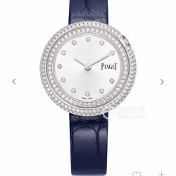实拍 伯爵-PIAGET 女士腕表 瑞士石英机芯 316L精钢表壳 真牛皮表带 尺寸34*8mm 蓝宝石玻璃镜面 简约的设计,大胆而多彩的配色,以及旋转表圈是伯爵品牌 Possession腕表的特质所在。通过品牌制表师们天马星空的创意,将各个亮色的表带与贵金属、钻石、精钢材质相融,通过圆形盘面的演绎,令全新的 Possession腕表越发闪耀夺目,给人眼前一亮之感。