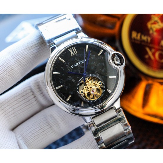 实物拍摄品牌:卡地亚-CARTIER 类型:男士腕表表壳:316精钢(做工上乘)表带:进口小牛皮/316精钢(两种可选)机芯:高级定制全自动机械机芯(走时稳定)材料:高级强化镀膜镜面尺寸:直径46mm,厚度14mm 实物拍摄品牌:卡地亚-CARTIER 类型:男士腕表表壳:316精钢(做工上乘)表带:进口小牛皮/316精钢(两种可选)机芯:高级定制全自动机械机芯(走时稳定)材料:高级强化镀膜镜面尺寸:直径46mm,厚度14mm