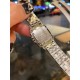 最新猎豹四款,咖啡色,深灰色,蓝色,黄金色,卡地亚-Cartier全新升级版卡地亚猎豹Panthre de Cartier 卡地亚猎豹系列以精致灵动的造型 摩登现代的风格 诠释自信优雅它线条流畅 魅惑动人 服帖于腕间 宛若在肌肤上翩翩起舞 独特的造型彰显魅力 致力打造出与正品无异的精美流线表耳 与表壳一体成型 搭载进口石英机芯 精钢壳套 镀银表盘 剑形蓝钢指针 尺寸27x 37mm厚度:6mm 最新猎豹四款,咖啡色,深灰色,蓝色,黄金色,卡地亚-Cartier全新升级版卡地亚猎豹Panthre de Cartier 卡地亚猎豹系列以精致灵动的造型 摩登现代的风格 诠释自信优雅它线条流畅 魅惑动人 服帖于腕间 宛若在肌肤上翩翩起舞 独特的造型彰显魅力 致力打造出与正品无异的精美流线表耳 与表壳一体成型 搭载进口石英机芯 精钢壳套 镀银表盘 剑形蓝钢指针 尺寸27x 37mm厚度:6mm