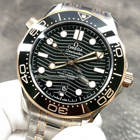 【VS出品】欧米茄 海马300M 316精钢材质打造！间玫瑰金钢带款！8800机 42MM！金灿灿，这个颜色好看！出货实拍