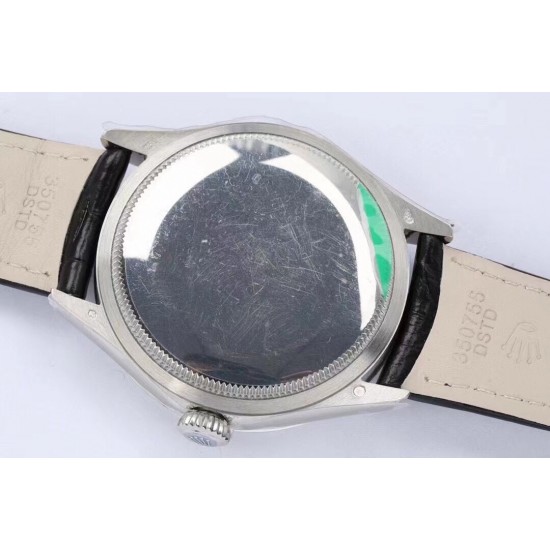 EW 劳力士 ROLEX 切利尼时间型39 1⃣️ 搭载3132自动上链机芯,没有多余日历档。2⃣️一体中层表壳,旋入式底盖及上链表冠。3⃣️结构尺寸厚度同步原装,直径39毫米,厚度为11.5毫米。4⃣️圆拱形蓝宝石玻璃,顶级意大利全包边牛皮带,做到调时、厚度、结构同步原版。三杰精致推荐男士机械腕表 SJ为你精心打造超真实实物图拍摄 EW 劳力士 ROLEX 切利尼时间型39 1⃣️ 搭载3132自动上链机芯,没有多余日历档。2⃣️一体中层表壳,旋入式底盖及上链表冠。3⃣️结构尺寸厚度同步原装,直径39毫米,厚度为11.5毫米。4⃣️圆拱形蓝宝石玻璃,顶级意大利全包边牛皮带,做到调时、厚度、结构同步原版。三杰精致推荐男士机械腕表 SJ为你精心打造超真实实物图拍摄