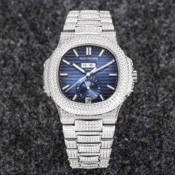 R8  2021年度新品发布， Patek Philippe  百达翡丽运动优雅满天星系列5726/1A-014腕表(鹦鹉螺)  316L精钢镶钻表链表壳，将璀璨的钻石镶嵌入腕间时计，勾人心魂，给阳刚硬朗的运动风格增加了璀璨夺目的光芒，指针、时标刻度覆超强夜光在黑夜为您指引方向，表盘镶嵌施华洛世奇美钻，附月相、日期显示为你呈现满天繁星，搭载定制324 S QA LU 24H/303自动机械（背透机芯），为您的时间保驾护航，尺寸：40.5毫米。