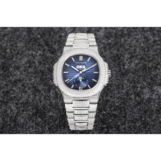 R8 2021年度新品发布, Patek Philippe 百达翡丽运动优雅满天星系列5726/1A-014腕表(鹦鹉螺) 316L精钢镶钻表链表壳,将璀璨的钻石镶嵌入腕间时计,勾人心魂,给阳刚硬朗的运动风格增加了璀璨夺目的光芒,指针、时标刻度覆超强夜光在黑夜为您指引方向,表盘镶嵌施华洛世奇美钻,附月相、日期显示为你呈现满天繁星,搭载定制324 S QA LU 24H/303自动机械(背透机芯),为您的时间保驾护航,尺寸:40.5毫米。 R8 2021年度新品发布, Patek Philippe 百达翡丽运动优雅满天星系列5726/1A-014腕表(鹦鹉螺) 316L精钢镶钻表链表壳,将璀璨的钻石镶嵌入腕间时计,勾人心魂,给阳刚硬朗的运动风格增加了璀璨夺目的光芒,指针、时标刻度覆超强夜光在黑夜为您指引方向,表盘镶嵌施华洛世奇美钻,附月相、日期显示为你呈现满天繁星,搭载定制324 S QA LU 24H/303自动机械(背透机芯),为您的时间保驾护航,尺寸:40.5毫米。