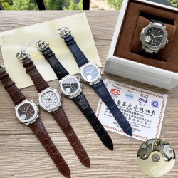 百达翡丽 Patek Philippe 鹦鹉螺系列，精品男士腕表，多功能设计，技艺精湛，独具匠心，尊贵大气，绅士风范。采用全自动机械机芯，顶级316精钢表壳，进口小牛皮表带，矿物质超强镜面，尺寸43-13