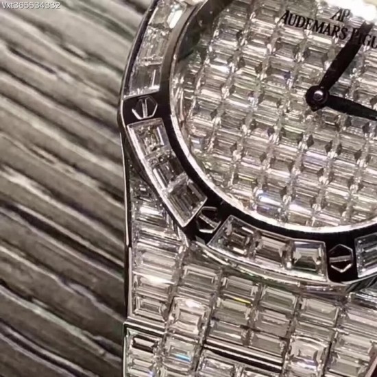 AP【爱彼】真金真钻定制款 直径：33mm 正品公万 接受预定 工期半年商品规格:默认规格