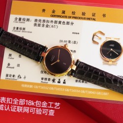 卡地亚18K金包金颜色效果完全与柜货一致 放心入！ 表盘精致程度同步柜货 ，原厂出来的表盘每个倒角位那种精工打造小作坊真的F不出来 18K包金工艺 ，厚层达到可检测级别的3um以上算得上顶级厚层K金成本也不能小看（权威认证鉴定证书联网可验可查）