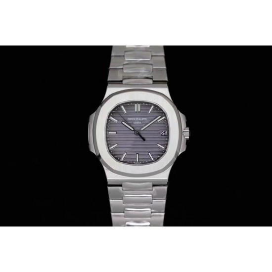 【“薄”大精深 从“芯”出发】全新升级V2版本 PATEK 。PHILPPE——鹦鹉螺5711/1A系列强势回归。1：1全新开模修正三件套壳 厚度仅9mm，修正了以往偏厚的现象，使之佩戴更贴合手腕。搭载全新定制版9015改原装CaI.324 S C洗花机芯。突破了无加夹板的情况下摆轮位置同步正品！定制级的人体工程学表带 修正了表带的铰链部分...[更多]