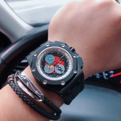 SJ出品 AP 爱彼 Audemars Piguet 皇家橡树 Y18 离岸型系列 搭配3126多功能全自动机械机芯 反炫光处理蓝宝石水晶玻璃 316精钢敖表壳 进口橡胶表带原装针扣！尺寸:44MM13MM 【大优惠:随机附送迷彩原配胶带一条哦！二维码可扫描进去官方网站可查型号。】 三杰精致推荐男士机械腕表 SJ为你精心打造超真实实物图拍摄