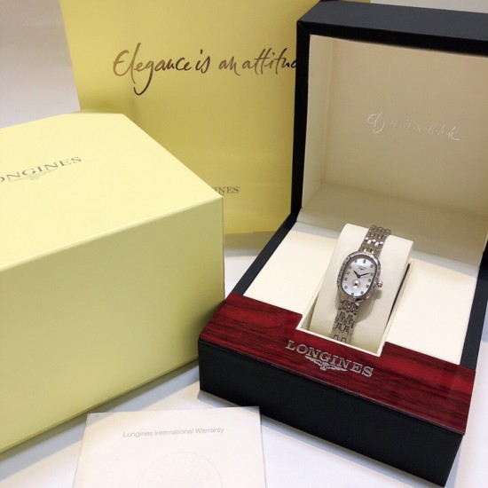 LONGINES 浪琴 Symphonette圆舞曲升级版系列腕表,表壳镶方钻高端大气之作 原装进口两针半石英机芯,精致视角美感,尺寸23*32cm! LONGINES 浪琴 Symphonette圆舞曲升级版系列腕表,表壳镶方钻高端大气之作 原装进口两针半石英机芯,精致视角美感,尺寸23*32cm!