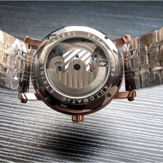 2020年最新 百达菲丽-PATEK PHILIPPE S9多功能飞轮男士机械腕表 精品系列 高端最强品牌 百达菲丽腕表 世界贵族腕表之一 商务男士腕表 机芯:自动机械 材质:316钢壳 牛皮皮带 原版扣子直径42mm厚度12mm 请认准独家品质 三杰精致推荐男士全自动机械机芯 SJ为你精心打造超真实实物图拍摄 2020年最新 百达菲丽-PATEK PHILIPPE S9多功能飞轮男士机械腕表 精品系列 高端最强品牌 百达菲丽腕表 世界贵族腕表之一 商务男士腕表 机芯:自动机械 材质:316钢壳 牛皮皮带 原版扣子直径42mm厚度12mm 请认准独家品质 三杰精致推荐男士全自动机械机芯 SJ为你精心打造超真实实物图拍摄