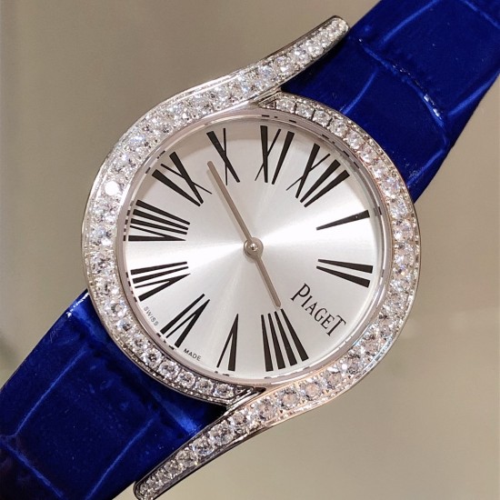 实拍 伯爵69罗马假日Piaget Lime light系列腕表,以其独特的造型,引领着时尚界的风潮,更是邀请到国际巨星巩俐倾情代言,必将成为伯爵品牌全新的识别69式印,瑞士石英 尺寸直径32mm 白金电镀 认准独家实拍细节 实拍 伯爵69罗马假日Piaget Lime light系列腕表,以其独特的造型,引领着时尚界的风潮,更是邀请到国际巨星巩俐倾情代言,必将成为伯爵品牌全新的识别69式印,瑞士石英 尺寸直径32mm 白金电镀 认准独家实拍细节