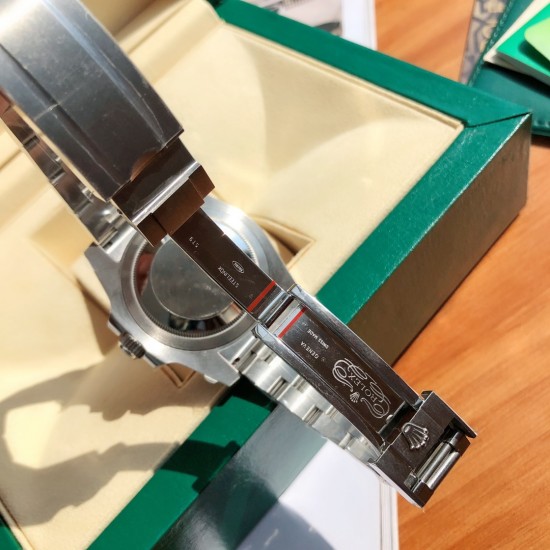 劳力士ROLX#BLAKEN现量版,全球只有25个.最高炒到28万还要提前几个月定。来我这里绝对为您省钱.卡通DLC涂层 .40mm表盘.采用eta-2836机芯.全自动机械.单导向外圈.防水300米.仿刮花蓝宝石镜面.904精钢表带.摺叠蚝式保险扣!配专柜包装.送她有面子非人为损坏终身保修 劳力士ROLX#BLAKEN现量版,全球只有25个.最高炒到28万还要提前几个月定。来我这里绝对为您省钱.卡通DLC涂层 .40mm表盘.采用eta-2836机芯.全自动机械.单导向外圈.防水300米.仿刮花蓝宝石镜面.904精钢表带.摺叠蚝式保险扣!配专柜包装.送她有面子非人为损坏终身保修