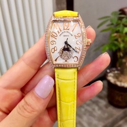 星辰 法兰克穆勒-Franck Muller(FM)❥酒桶形系列❥瑞士石英机芯❥镀膜玻璃镜面❥表壳尺寸32x43mm          厚度约9mm