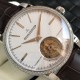 积家 大师系列 5082420(全自动真陀飞轮)2017日内瓦钟表全新推出积家Tourbillon陀飞轮系列腕表 这枚陀飞轮具有优雅的外观和精湛的工艺 表径42m 透过蓝宝石水晶玻璃底盖可一览积家全自动真陀飞轮机械机芯的律动之美 机芯以每一个28800次振频运转 积家 大师系列 5082420(全自动真陀飞轮)2017日内瓦钟表全新推出积家Tourbillon陀飞轮系列腕表 这枚陀飞轮具有优雅的外观和精湛的工艺 表径42m 透过蓝宝石水晶玻璃底盖可一览积家全自动真陀飞轮机械机芯的律动之美 机芯以每一个28800次振频运转