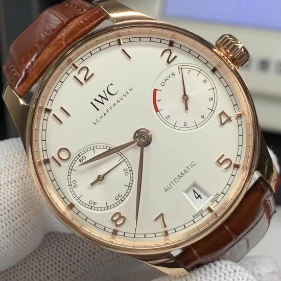 IWC 万国 葡萄牙系列(IWC Portugieser Automatic)IW500701(葡七)腕表 !搭载定制版Cal.52010自动机械机芯 双面蓝宝石 直径42.3mm! IWC 万国 葡萄牙系列(IWC Portugieser Automatic)IW500701(葡七)腕表 !搭载定制版Cal.52010自动机械机芯 双面蓝宝石 直径42.3mm!