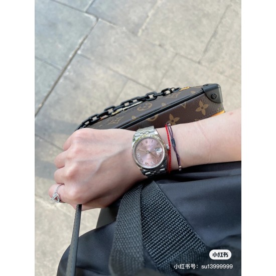 劳力士36mm“粉日志”爆款，上手图！