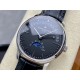 江诗丹顿 VC R39 Vacheron constantin 经典之美品鉴江诗丹顿 纵横四海系列 众横四海系列 逆跳日历款腕表 型号4000V/210A-B911 堪称意义非凡的里程碑之作。凝聚着日内瓦悠久制表传统的钟表复杂功能,体现出超凡技艺与时代风尚的绝妙融合。 采用自制Cal.2460 R31L/2机芯 直径41毫米 904钢带官网同步 一键拆卸 同时另可自由更换搭配胶带 皮带! 欢迎各大表友品鉴。 江诗丹顿 VC R39 Vacheron constantin 经典之美品鉴江诗丹顿 纵横四海系列 众横四海系列 逆跳日历款腕表 型号4000V/210A-B911 堪称意义非凡的里程碑之作。凝聚着日内瓦悠久制表传统的钟表复杂功能,体现出超凡技艺与时代风尚的绝妙融合。 采用自制Cal.2460 R31L/2机芯 直径41毫米 904钢带官网同步 一键拆卸 同时另可自由更换搭配胶带 皮带! 欢迎各大表友品鉴。