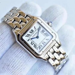 卡地亚猎豹Panthre de Cartier。华丽而不羁，是Panthre de Cartier猎豹所传达的美学风格。它线条流畅，魅惑动人，柔软服帖于腕间，宛若在肌肤上翩翩起舞。独特的造型彰显成熟优雅、自信动人的女性形象。GF工厂以精湛技艺，原装开模，打造出与正品无异的精美流线表耳，与表壳一体成型。搭载瑞士朗达石英机芯，316L精钢壳套，尺寸：27 x 37毫米，厚度：6毫米，表冠镶嵌一颗合成蓝色尖晶石，镀银表盘，剑形蓝钢指针，100%三度防水。搭配专柜旅行包装物料。商品规格:默认规格