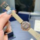 实拍 萧邦新款不断 重点推荐 重磅来袭 LHEUR DU DIAMANT珠宝镶系列,全套精钢镂空打造,光滑精致无暇,采用最新手法三爪镶石工艺,与原装正品一致,尺寸及细节完美至无可挑剔,整表美轮美奂由你任意搭配出行或各种宴会派对,该款专用进口石英机芯,走时稳定性众所周知!表扣饱满不显臃肿,蓝宝石水晶镜面,钻石及整个表扣呈现的弧度与镂空的鸟巢壳身完美绝配,搭配之对应效果令你无可挑剔,表带制作精良,狠下本钱采用进口高光牛皮 一点也不逊于市场的一般鳄鱼皮,尺寸:30mm厚10mm 实拍 萧邦新款不断 重点推荐 重磅来袭 LHEUR DU DIAMANT珠宝镶系列,全套精钢镂空打造,光滑精致无暇,采用最新手法三爪镶石工艺,与原装正品一致,尺寸及细节完美至无可挑剔,整表美轮美奂由你任意搭配出行或各种宴会派对,该款专用进口石英机芯,走时稳定性众所周知!表扣饱满不显臃肿,蓝宝石水晶镜面,钻石及整个表扣呈现的弧度与镂空的鸟巢壳身完美绝配,搭配之对应效果令你无可挑剔,表带制作精良,狠下本钱采用进口高光牛皮 一点也不逊于市场的一般鳄鱼皮,尺寸:30mm厚10mm