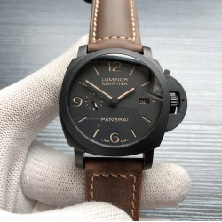SJ厂 沛纳海 Pam00386 R40 机芯结构完全1:1 红色动能显示 自动品牌：沛纳海 Panerai系列：LUMINOR 1950款式 PAM00386尺寸：44mm机芯：P.9001自动上链机芯功能：小时、分钟表壳：316L精钢镜面：蓝宝石玻璃表带：牛皮表带 表扣：针扣防水：50米搭载真正的机芯全新Pam00386 机芯外观与正品一样，三杰精致推荐男士机械腕表 SJ为你精心打造超真实实物图拍摄