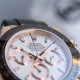 顶级做工KS出品:劳力士 恒动宇宙计时型迪通拿 【尺寸】40MM【表镜】抗刮损蓝水晶玻璃 防反光凸透式放大日历窗【表壳】上链表冠,旋入式三扣锁三重防水系统【机芯】采用7750机芯,高效精准稳定【表带】腕表搭配折叠式表扣,且表扣具有微调装置,可以调到非常的贴合手腕 折叠扣 超强夜光 防水大于100米 顶级做工KS出品:劳力士 恒动宇宙计时型迪通拿 【尺寸】40MM【表镜】抗刮损蓝水晶玻璃 防反光凸透式放大日历窗【表壳】上链表冠,旋入式三扣锁三重防水系统【机芯】采用7750机芯,高效精准稳定【表带】腕表搭配折叠式表扣,且表扣具有微调装置,可以调到非常的贴合手腕 折叠扣 超强夜光 防水大于100米