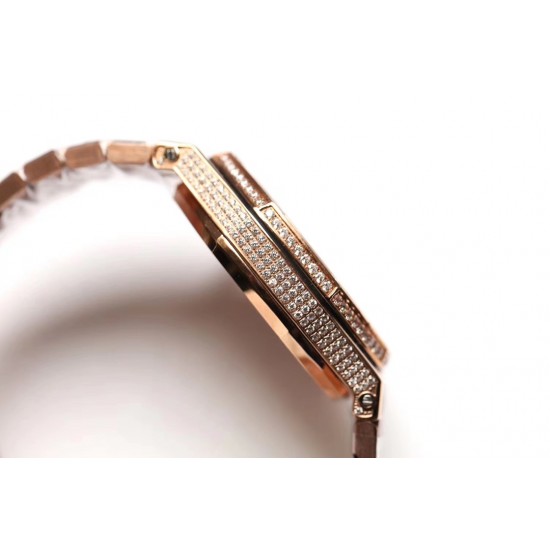 (K8新品)爱彼Audemars Piguet 皇家橡树系列 26320ST 26320BA 26320OR 钻石手表 搭载316L不锈精钢表壳 实心厚重钢带精选进口奥地利水钻 光彩闪耀 采用进口VK石英跑秒机芯 精准计时 耗时11个月 多功能钻石精装手表 尺寸42mm 重量170g (K8新品)爱彼Audemars Piguet 皇家橡树系列 26320ST 26320BA 26320OR 钻石手表 搭载316L不锈精钢表壳 实心厚重钢带精选进口奥地利水钻 光彩闪耀 采用进口VK石英跑秒机芯 精准计时 耗时11个月 多功能钻石精装手表 尺寸42mm 重量170g