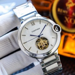 实物拍摄品牌：卡地亚-CARTIER   类型：男士腕表表壳：316精钢（做工上乘）表带：进口小牛皮/316精钢(两种可选)机芯：高级定制全自动机械机芯（走时稳定）材料：高级强化镀膜镜面尺寸：直径46mm，厚度14mm