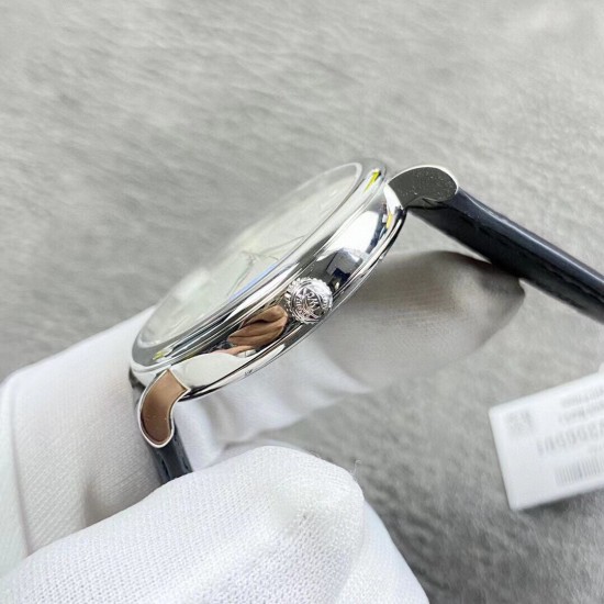 IWC 万国 波涛菲诺 系列!316L精钢表壳顶级打磨,表耳R弧度同步原装够大,线条更优美,表壳与底盖衔接完美,定制日历字体及粗细 绅士商务休闲首选! IWC 万国 波涛菲诺 系列!316L精钢表壳顶级打磨,表耳R弧度同步原装够大,线条更优美,表壳与底盖衔接完美,定制日历字体及粗细 绅士商务休闲首选!