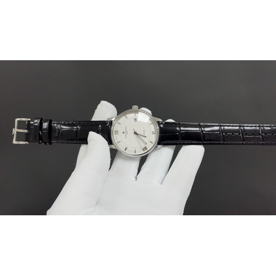 新品推荐 江诗丹顿最新巨作 《vacheron Constantin》超薄系列高级腕表⌚️,火爆上市搭载原装进口9015,每小时振频28800次,零返修。装配特色锅盖玻璃,3D超强立体感,给你不一样的感觉!316L精钢表壳,采用意大利进口小牛皮,原装针扣。深度防水50米,直径40mm。尽显非凡气质,高贵雅致及精美细腻的工艺,耀眼✨✨光辉,永恒尊贵,绝对是男神们的标配! 新品推荐 江诗丹顿最新巨作 《vacheron Constantin》超薄系列高级腕表⌚️,火爆上市搭载原装进口9015,每小时振频28800次,零返修。装配特色锅盖玻璃,3D超强立体感,给你不一样的感觉!316L精钢表壳,采用意大利进口小牛皮,原装针扣。深度防水50米,直径40mm。尽显非凡气质,高贵雅致及精美细腻的工艺,耀眼✨✨光辉,永恒尊贵,绝对是男神们的标配!