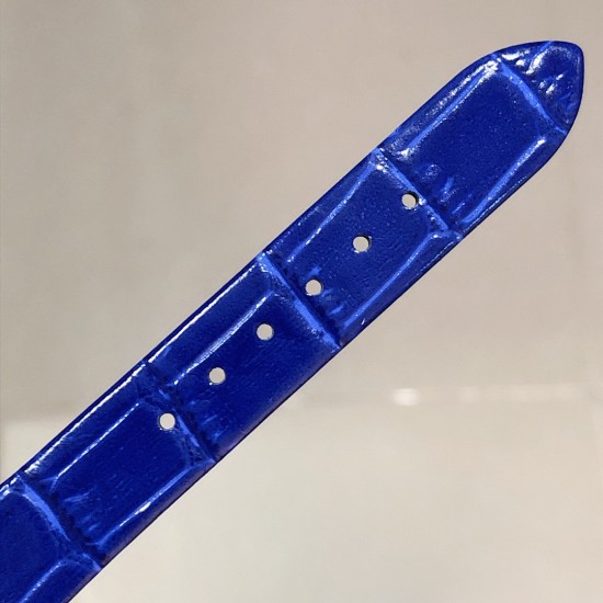 实拍 伯爵69罗马假日Piaget Lime light系列腕表,以其独特的造型,引领着时尚界的风潮,更是邀请到国际巨星巩俐倾情代言,必将成为伯爵品牌全新的识别69式印,瑞士石英 尺寸直径32mm 白金电镀 认准独家实拍细节 实拍 伯爵69罗马假日Piaget Lime light系列腕表,以其独特的造型,引领着时尚界的风潮,更是邀请到国际巨星巩俐倾情代言,必将成为伯爵品牌全新的识别69式印,瑞士石英 尺寸直径32mm 白金电镀 认准独家实拍细节