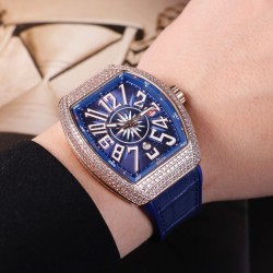 法兰克穆勒V45 SC DT系列54*42mm 全自动机械机芯 蓝光镀膜玻璃 意大利牛皮表带底部橡胶敖  可搭配美洲鳄鱼皮 折叠原装扣 糅合商务设计风格 中间完美弧线夹层设计！！！