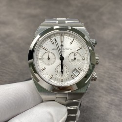 Vacheron Constantin 江诗丹顿 Overseas 纵横四海腕表 升级版V2 耗时10个月打造出来的精品 精钢表壳，直径 41mm，蓝宝石水晶表镜表背，7750改5200自动上链机械，摆频28800次/小时，精钢表扣，防水150米。最后一定要赞赏的是全新的「可更换表带系统」，新 Overseas 只需要拨动表带和表耳之间的一个小划杆就可以拆换表带，每一枚都可选钢带、皮带 ，真正做到1:1复刻 出货实拍