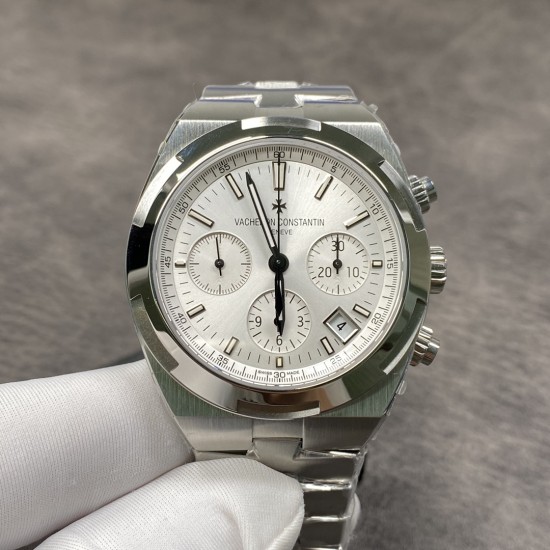 Vacheron Constantin 江诗丹顿 Overseas 纵横四海腕表 升级版V2 耗时10个月打造出来的精品 精钢表壳,直径 41mm,蓝宝石水晶表镜表背,7750改5200自动上链机械,摆频28800次/小时,精钢表扣,防水150米。最后一定要赞赏的是全新的「可更换表带系统」,新 Overseas 只需要拨动表带和表耳之间的一个小划杆就可以拆换表带,每一枚都可选钢带、皮带 ,真正做到1:1复刻 出货实拍 Vacheron Constantin 江诗丹顿 Overseas 纵横四海腕表 升级版V2 耗时10个月打造出来的精品 精钢表壳,直径 41mm,蓝宝石水晶表镜表背,7750改5200自动上链机械,摆频28800次/小时,精钢表扣,防水150米。最后一定要赞赏的是全新的「可更换表带系统」,新 Overseas 只需要拨动表带和表耳之间的一个小划杆就可以拆换表带,每一枚都可选钢带、皮带 ,真正做到1:1复刻 出货实拍