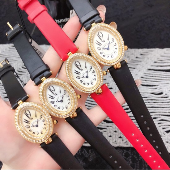 2019新款Breguet-宝玑那不勒斯皇后系列! 史上最强最美 绝对值得拥有的一款 拱桥弧形、表盘用天然白色珍珠母贝 阿拉伯数字时符 经典的蓝钢宝玑指针,完美复刻 那不勒斯皇后款 绝对的女神气质名媛款 最重要的是百搭得来不失少女心 必入款❗带上一秒变女神,各种派对,晚会,聚会,约会,发布会,让你BlingBling 2019新款Breguet-宝玑那不勒斯皇后系列! 史上最强最美 绝对值得拥有的一款 拱桥弧形、表盘用天然白色珍珠母贝 阿拉伯数字时符 经典的蓝钢宝玑指针,完美复刻 那不勒斯皇后款 绝对的女神气质名媛款 最重要的是百搭得来不失少女心 必入款❗带上一秒变女神,各种派对,晚会,聚会,约会,发布会,让你BlingBling