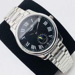 【LG Factory】新力作 浪琴Longines新款「Master Moonphase」月相日历腕表，采用ETA2824-2机芯，功能完美同步，防水深度30米，表耳线条温润流畅。表盘为大三针布局，最特别之处是表圈分钟刻度圈为立体倾斜的设计，提供出色的表盘层次感。6点的月相盘与日历功能融为一体。表盘共有3种款式：银白色麦粒纹搭配衬线体阿拉伯数字时标，黑色麦粒纹搭配罗马数字时标，蓝色日晖纹搭配棍状时标 ，直径40毫米，厚度10毫米，意大利进口小牛皮 原装蝴蝶扣 ⚠️请认准独家品质！LG品质 值得信赖！